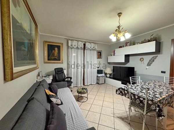 appartamento in vendita a Casalgrande in zona Villalunga
