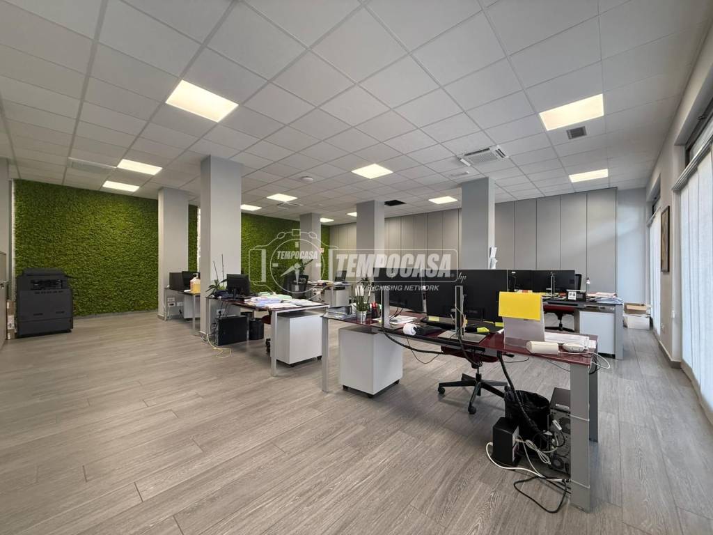 ufficio in vendita a Casalgrande
