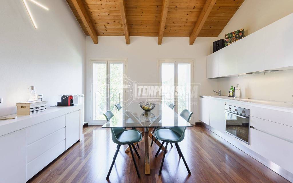 appartamento in vendita a Casalgrande in zona Salvaterra