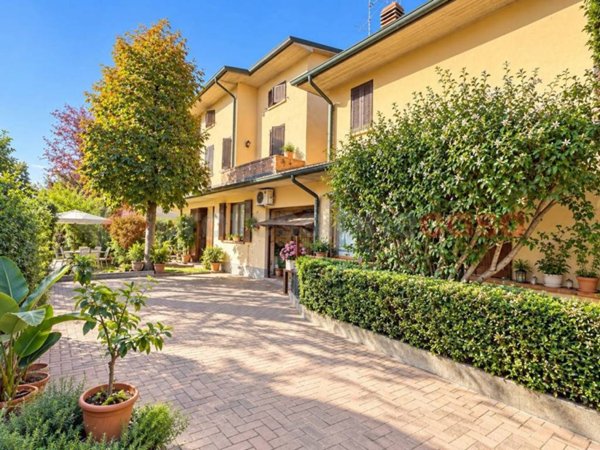 casa indipendente in vendita a Casalgrande