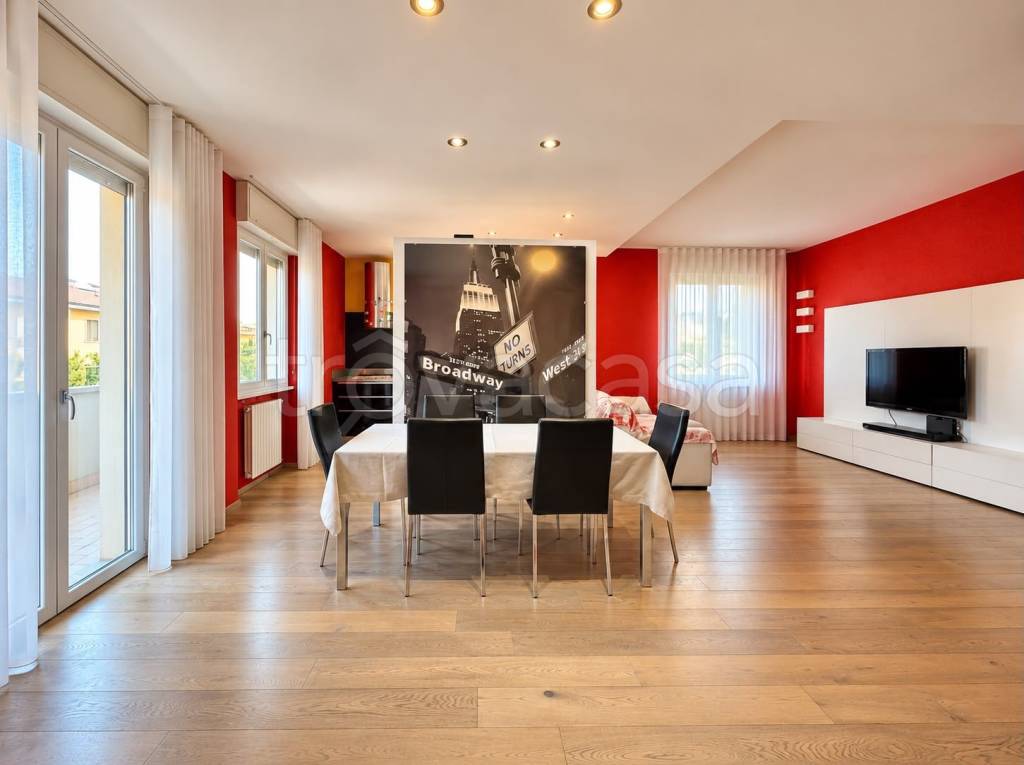appartamento in vendita a Casalgrande in zona Sant'Antonino