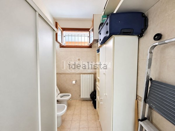 ufficio in vendita a Casalgrande in zona Salvaterra