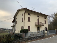 appartamento in vendita a Casina in zona Costaferrata
