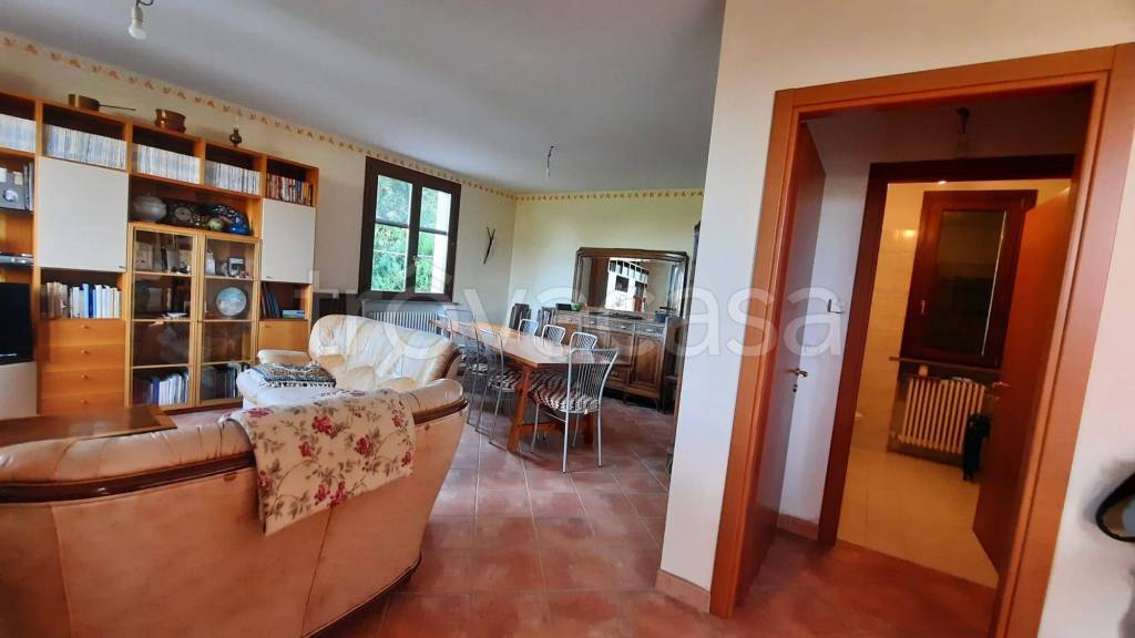 appartamento in vendita a Casina