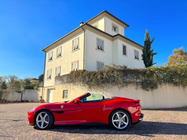 casa indipendente in vendita a Casina