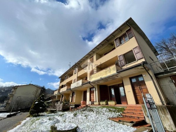 casa indipendente in vendita a Casina in zona Bocco