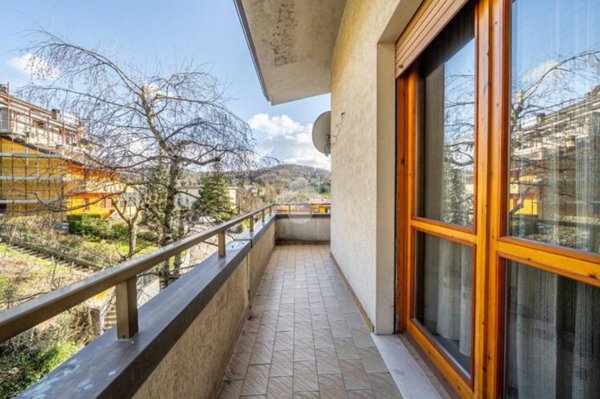 casa indipendente in vendita a Casina
