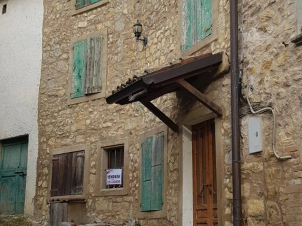 casa indipendente in vendita a Casina