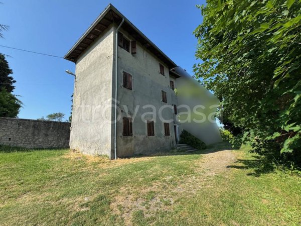 casa indipendente in vendita a Casina