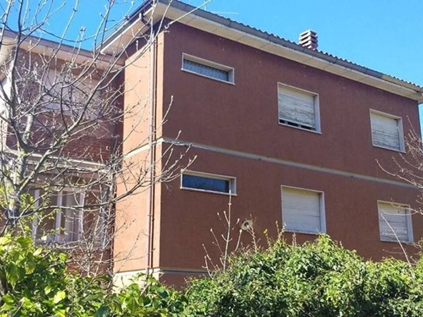 casa indipendente in vendita a Casina