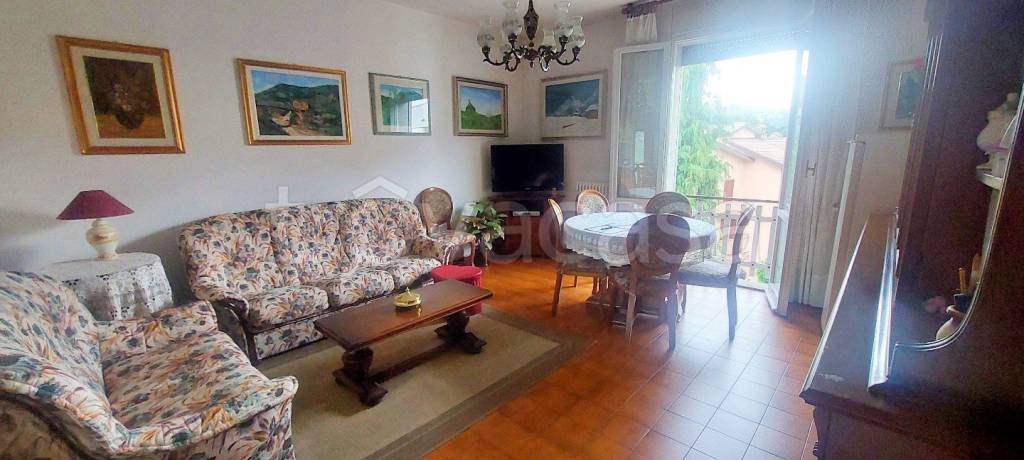 appartamento in vendita a Casina