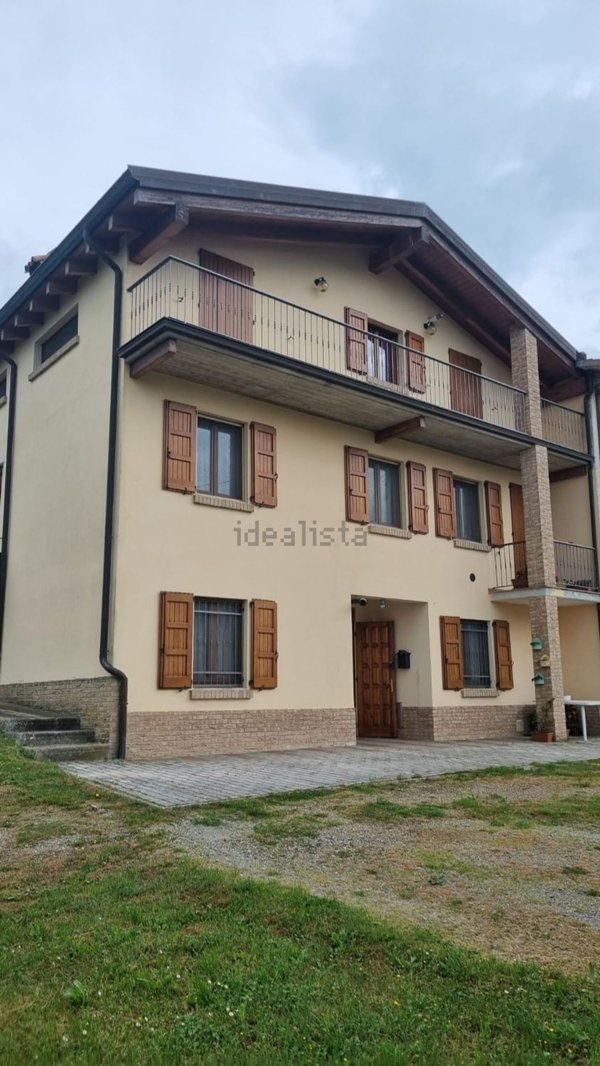 casa indipendente in vendita a Casina in zona Beleo