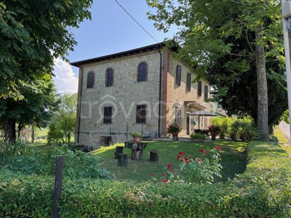casa indipendente in vendita a Casina