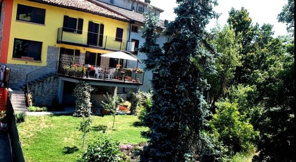 casa indipendente in vendita a Casina