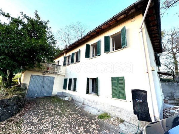 casa indipendente in vendita a Casina