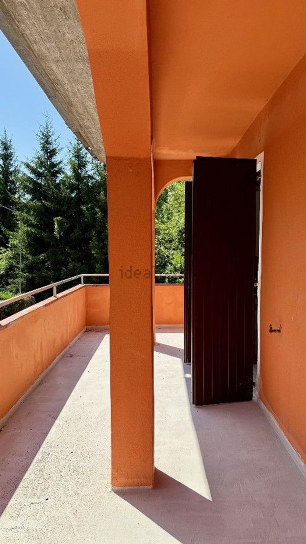 appartamento in vendita a Casina in zona Bocco