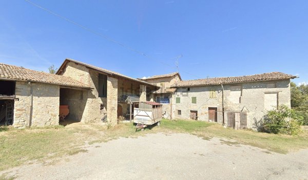 casale in vendita a Casina