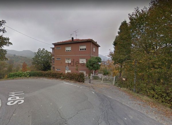 casa indipendente in vendita a Casina