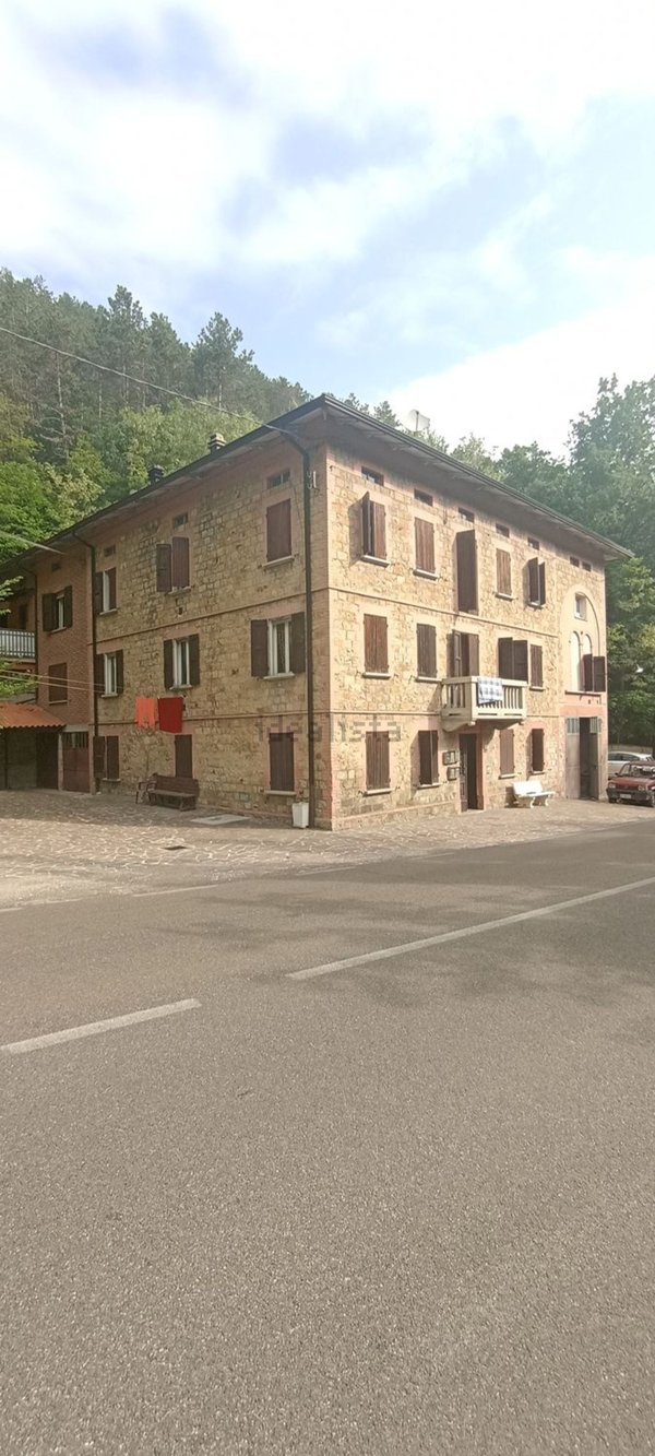 casale in vendita a Casina