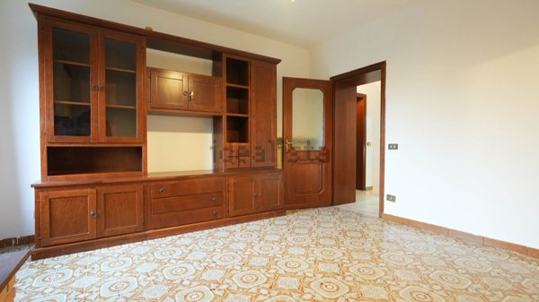 casa indipendente in vendita a Casina in zona Montale