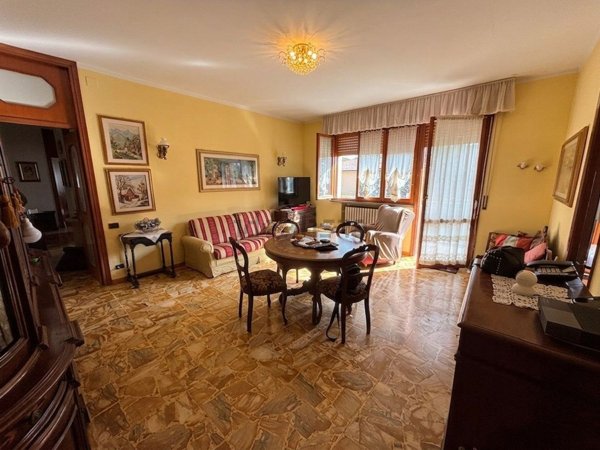 appartamento in vendita a Casina