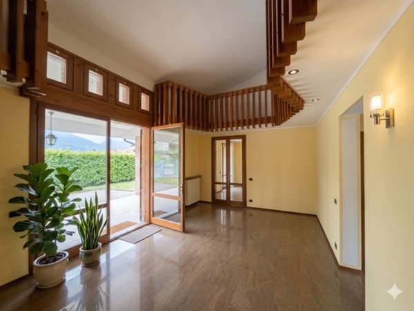 casa indipendente in vendita a Casina