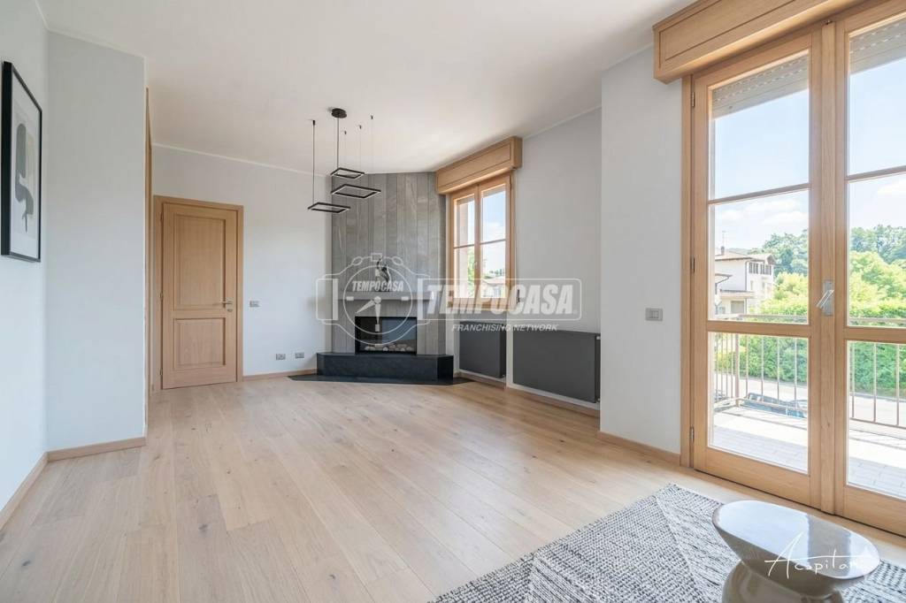 appartamento in vendita a Casina in zona Castignola