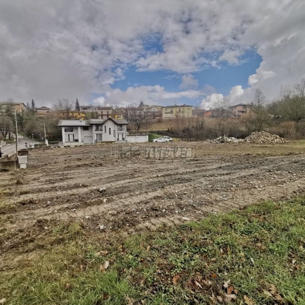 casa indipendente in vendita a Casina in zona Castignola