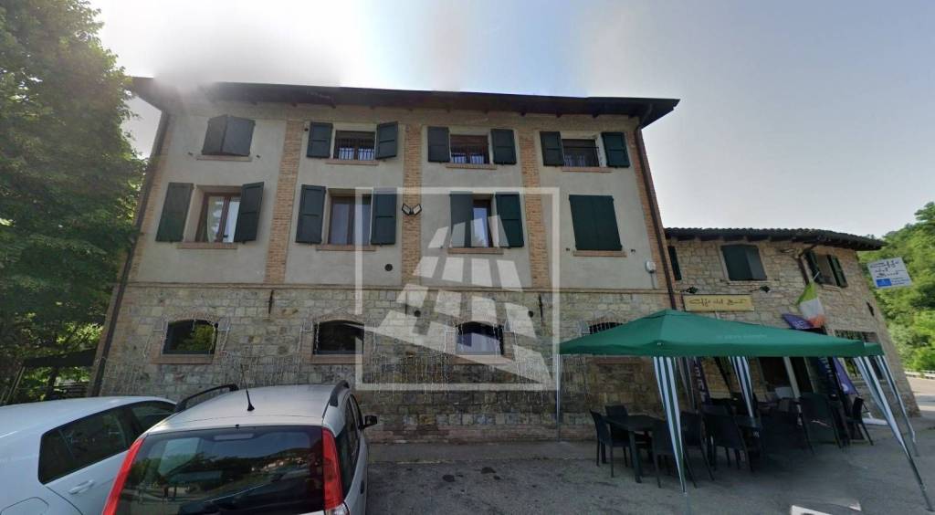 appartamento in vendita a Casina in zona Castignola