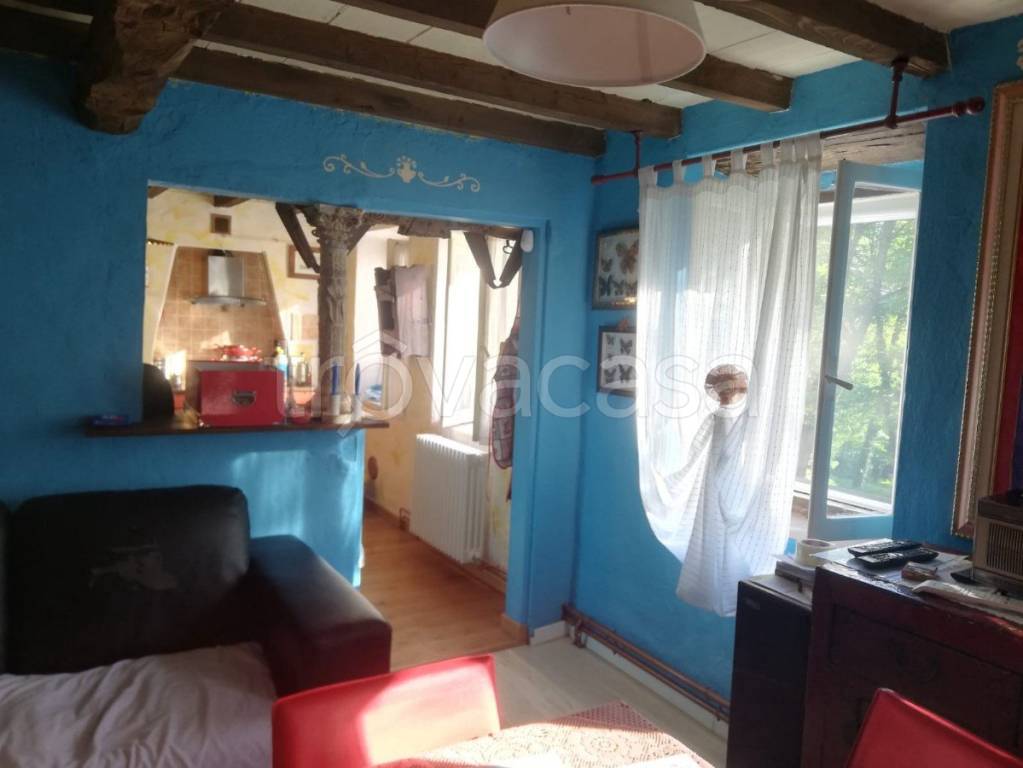 casa indipendente in vendita a Casina