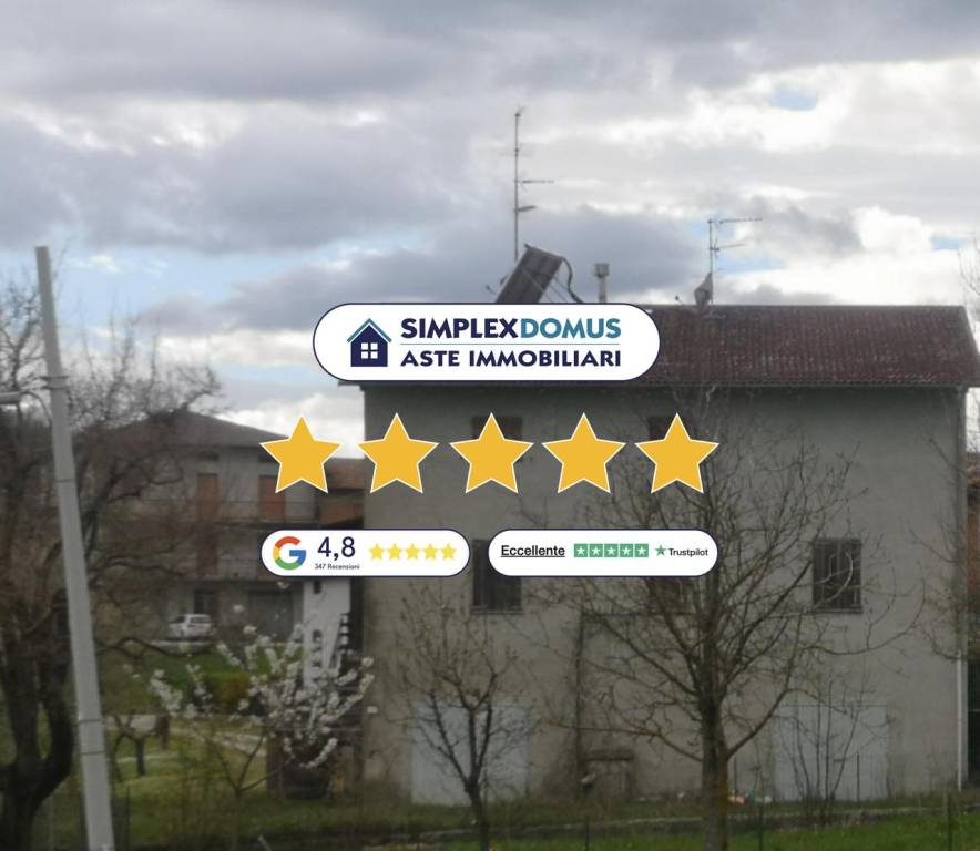 casa indipendente in vendita a Casina in zona Barazzone