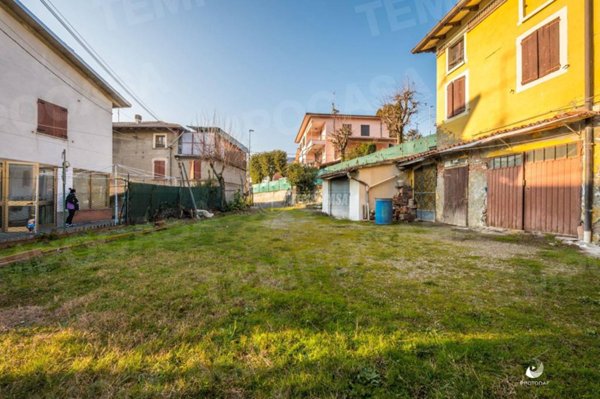 casa indipendente in vendita a Castellarano in zona Tressano