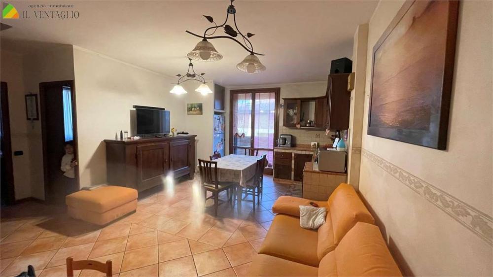 appartamento in vendita a Castellarano in zona Roteglia