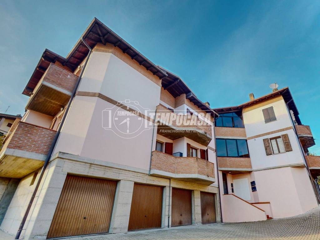 appartamento in vendita a Castellarano in zona Roteglia