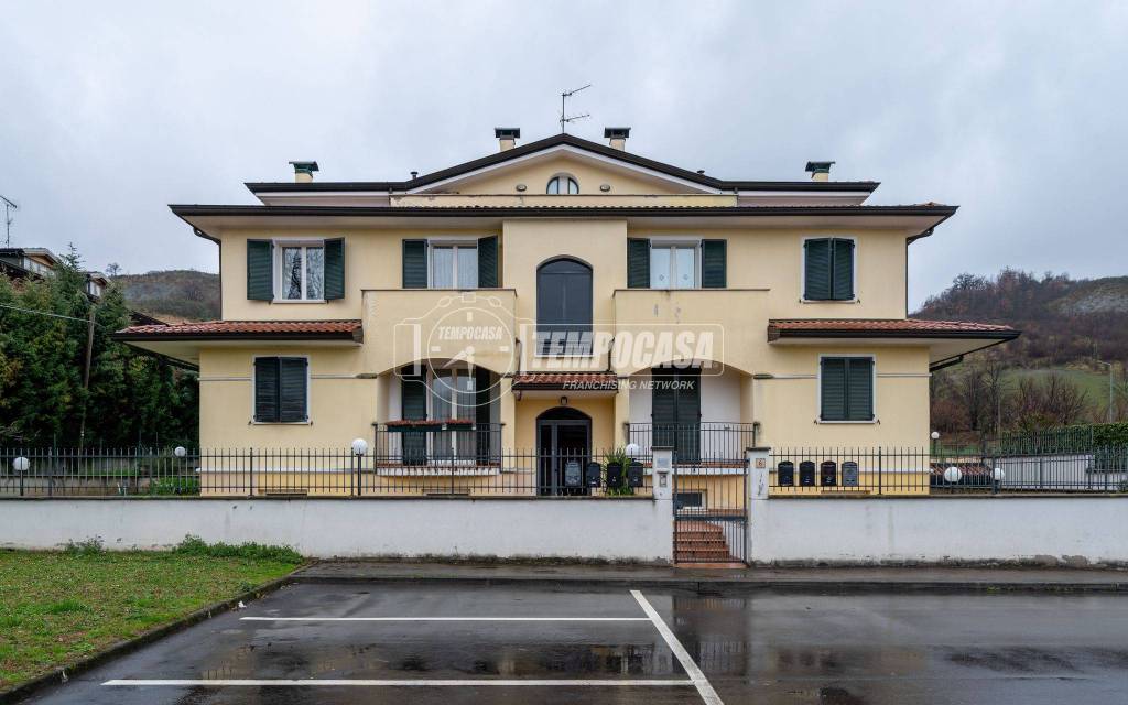 appartamento in vendita a Castellarano in zona Roteglia