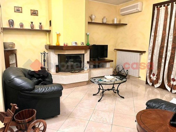 casa indipendente in vendita a Castellarano