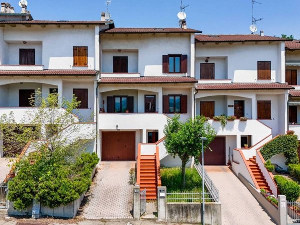 casa indipendente in vendita a Castellarano