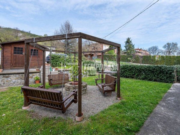 casa indipendente in vendita a Castellarano in zona Roteglia