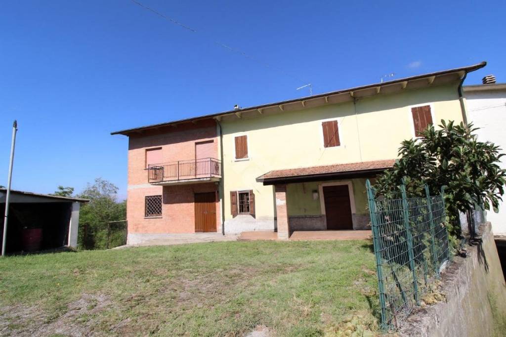 casa indipendente in vendita a Castellarano in zona San Valentino