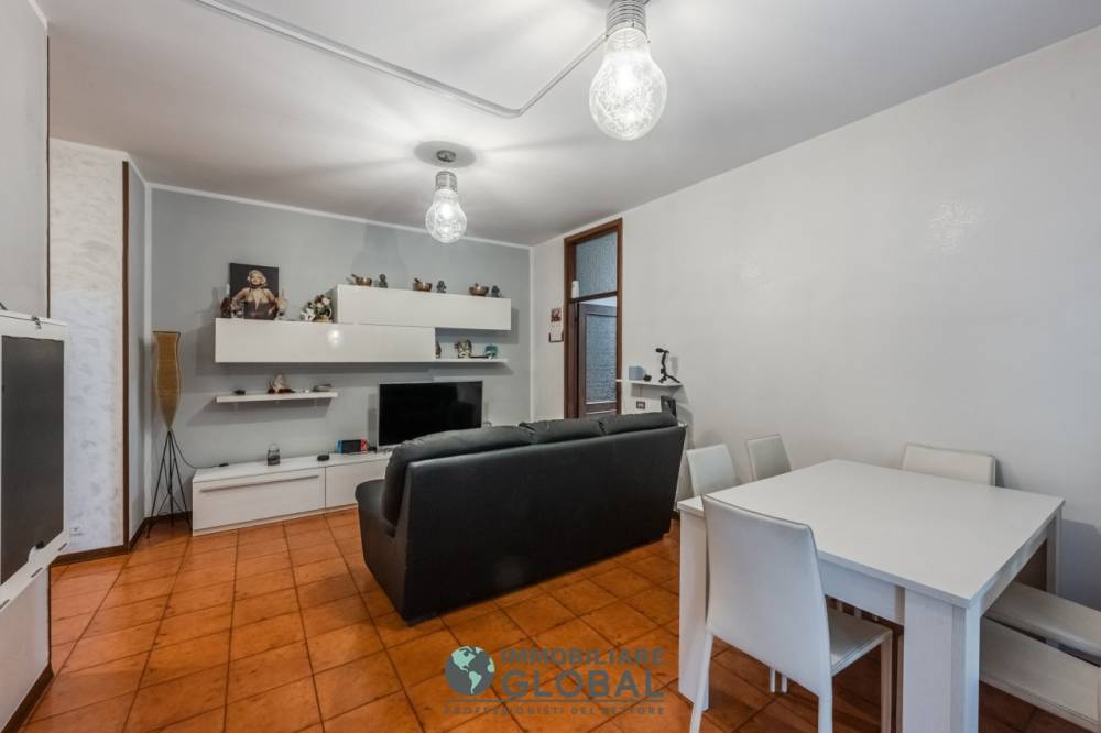 appartamento in vendita a Castellarano in zona Roteglia