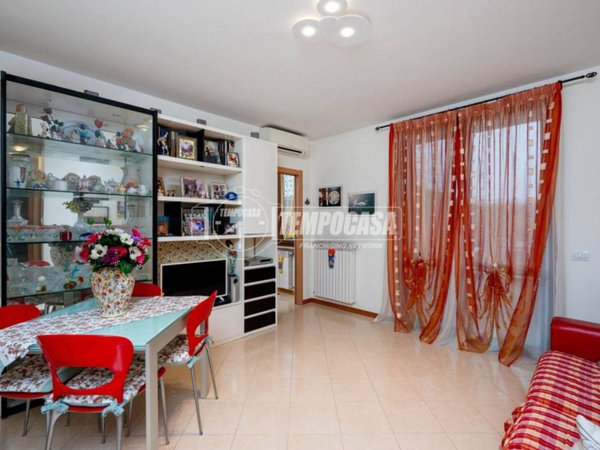 appartamento in vendita a Castellarano in zona Tressano