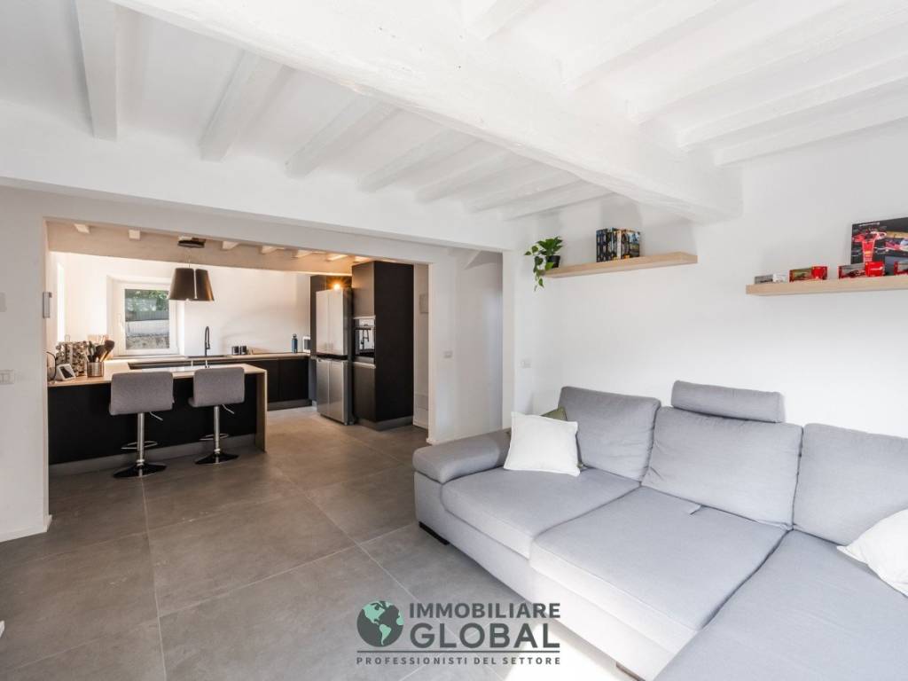 casa indipendente in vendita a Castellarano