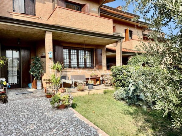 casa indipendente in vendita a Castellarano