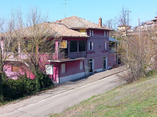casa indipendente in vendita a Castellarano in zona San Valentino