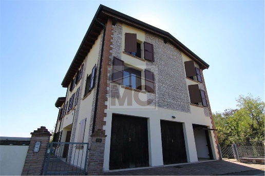 appartamento in vendita a Castellarano in zona San Valentino