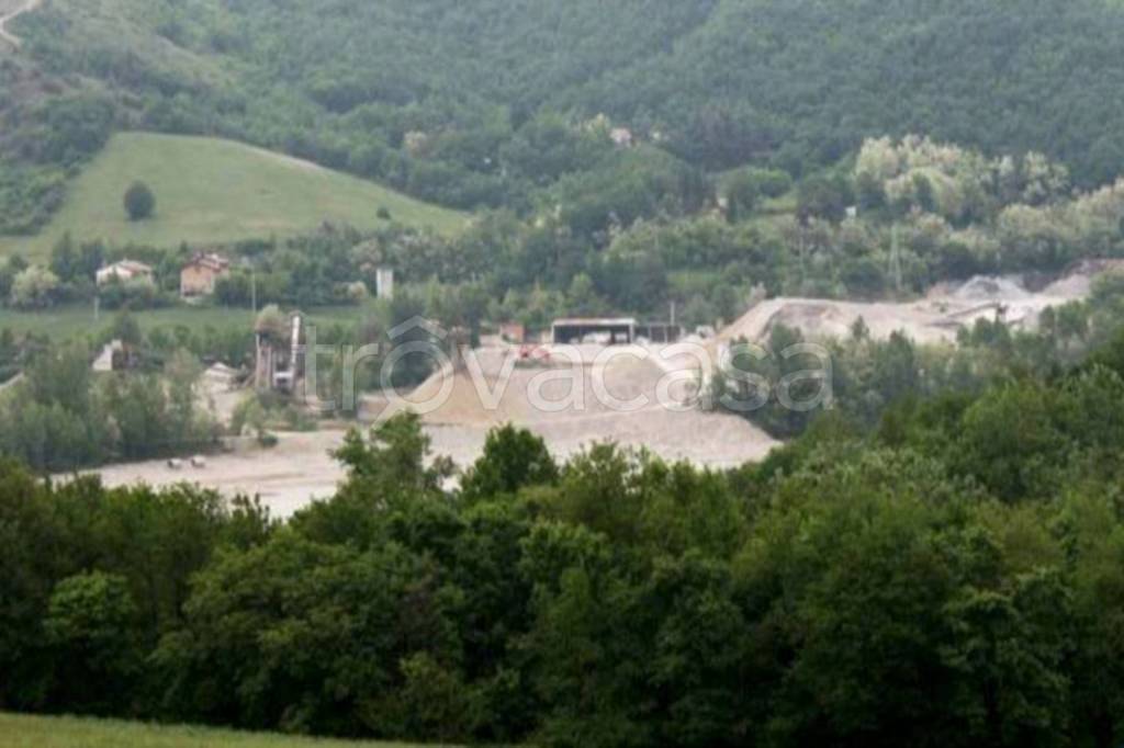 terreno edificabile in vendita a Castellarano in zona Roteglia