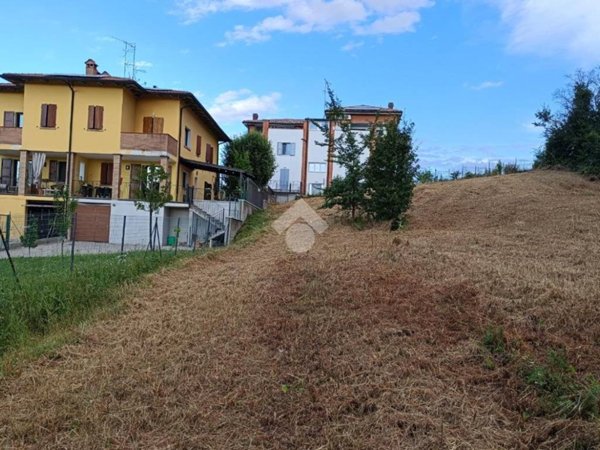 terreno edificabile in vendita a Castellarano in zona Telarolo