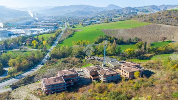 casa indipendente in vendita a Castellarano in zona Roteglia