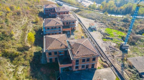 casa indipendente in vendita a Castellarano in zona Roteglia