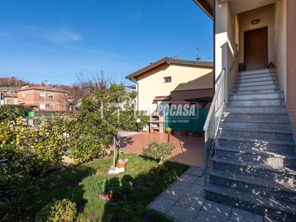 appartamento in vendita a Castellarano in zona Tressano